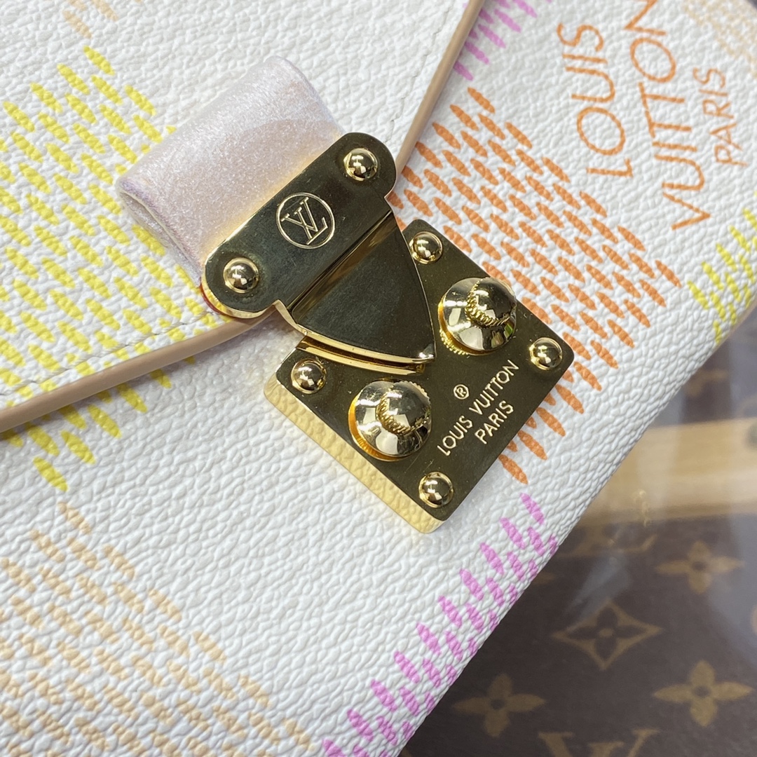 LsVttn Bag2 36123124 23.5cm