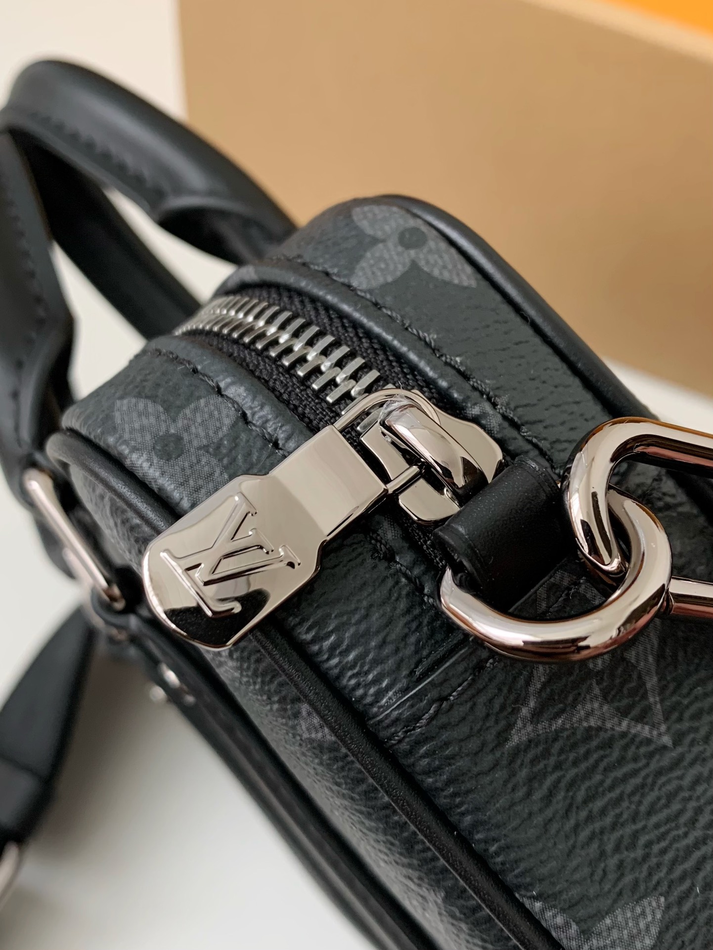 LsVttn Bag 58123172 20cm