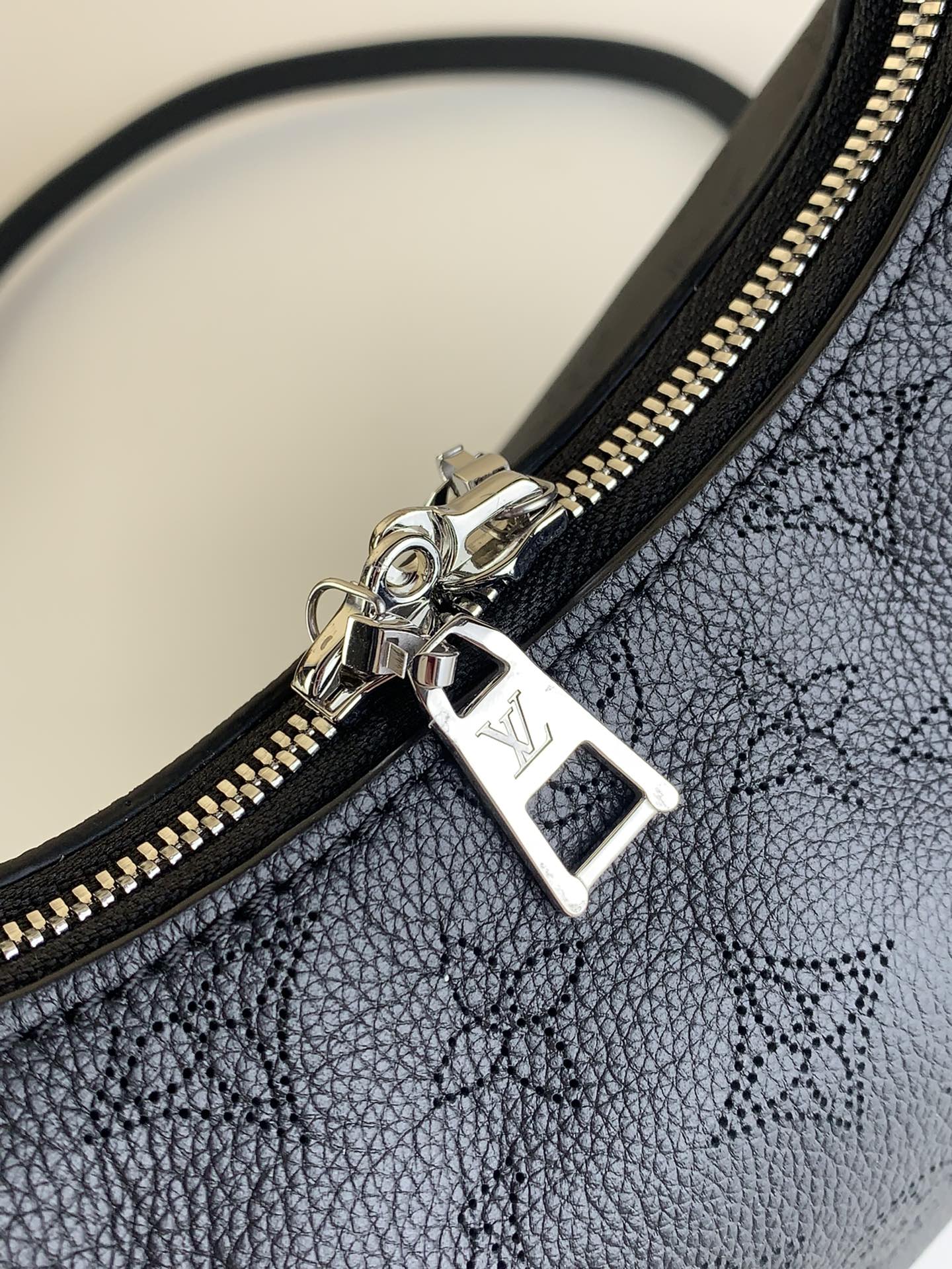 LsVttn Bag73123204 28cm