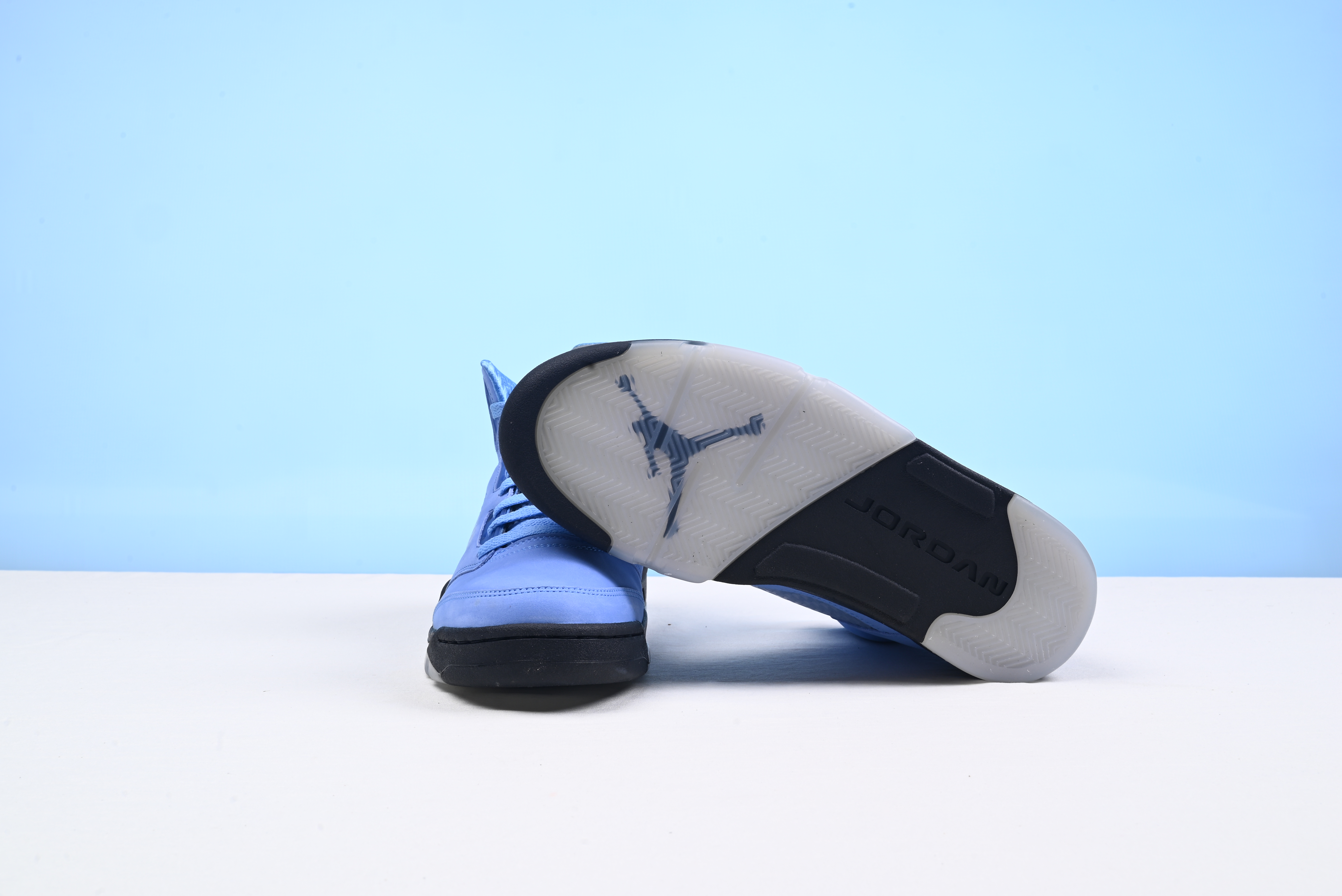 Nike Air Jordan 5 UNC DV1310-401