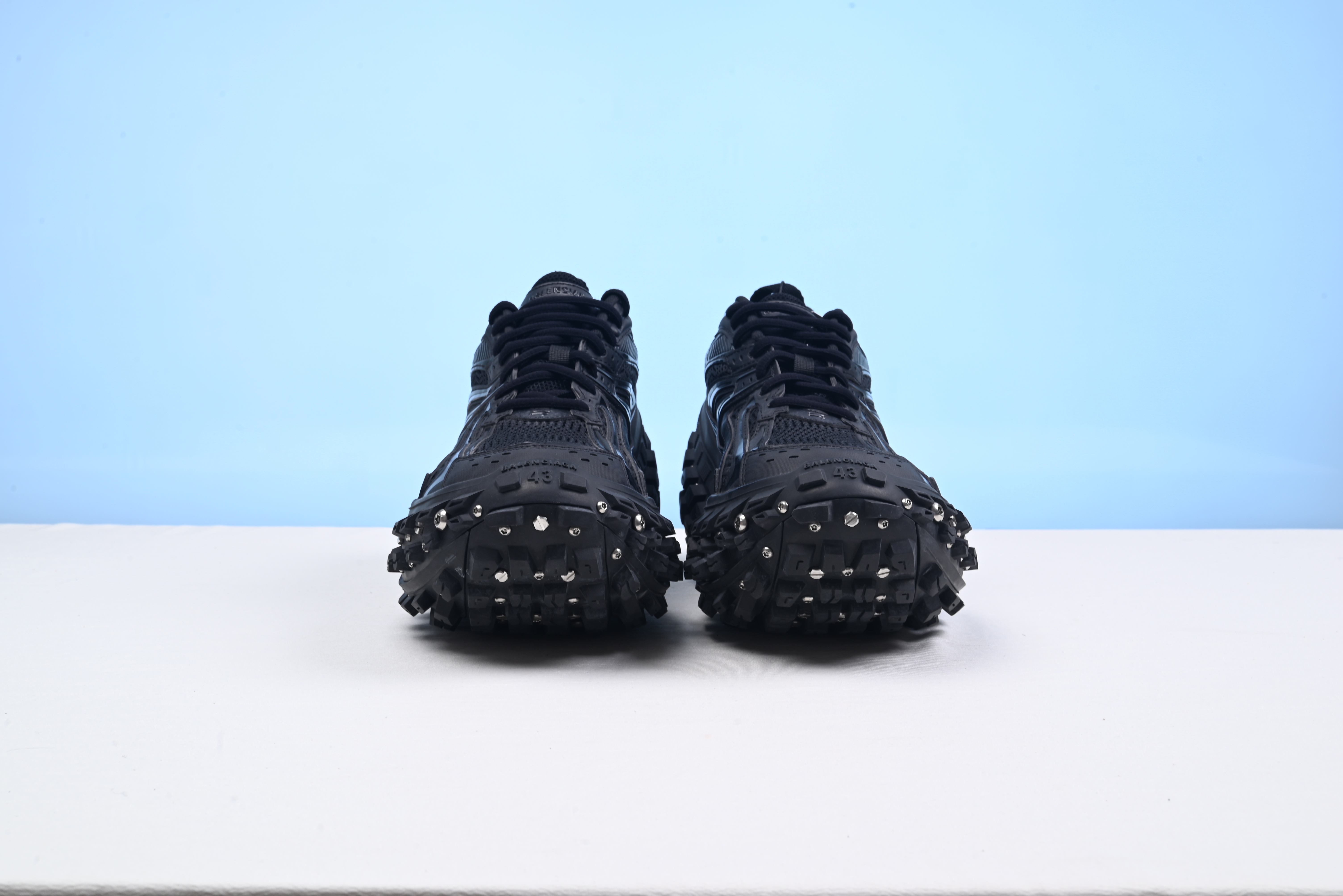 Blncig shoes 2023082202