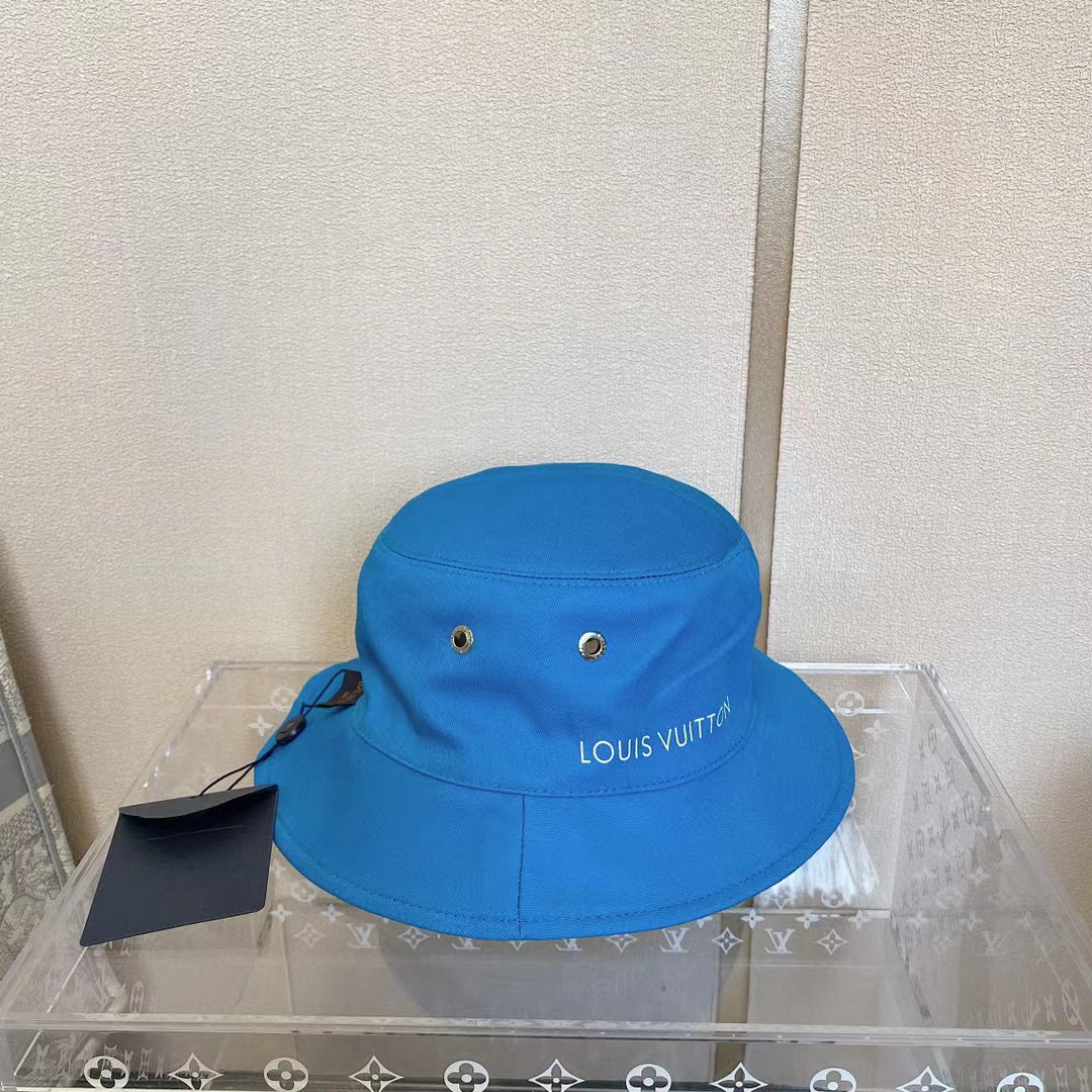 LV BUCKET HAT