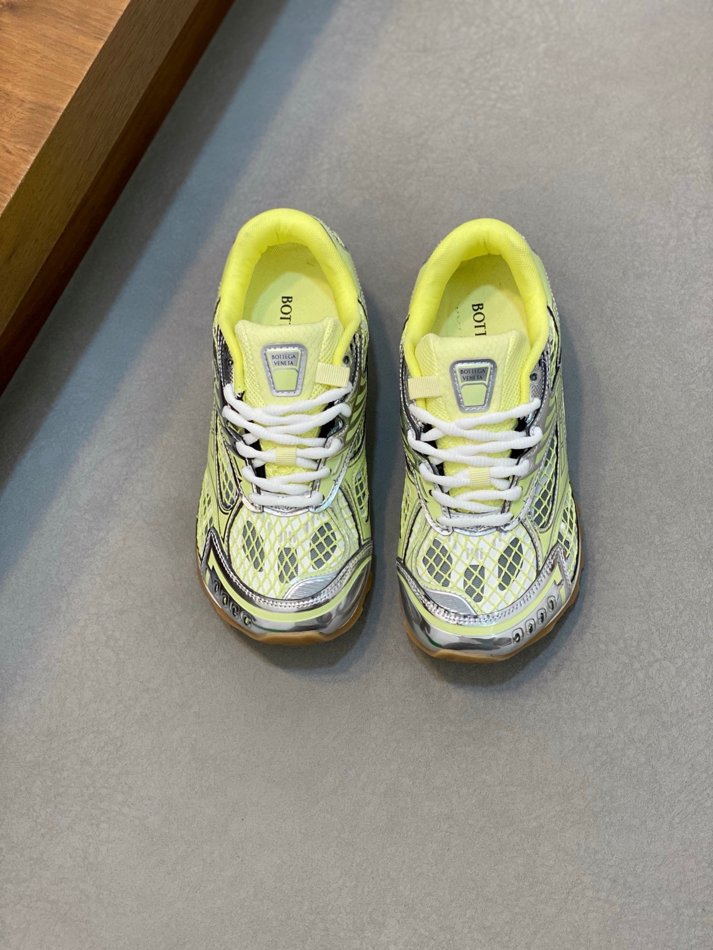 Bottega Veneta Orbit sneaker 02