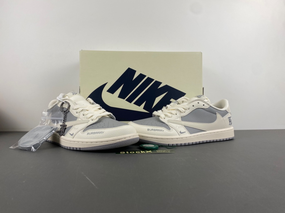 Nike Air Jordan 1 Low Nike BB6588-315