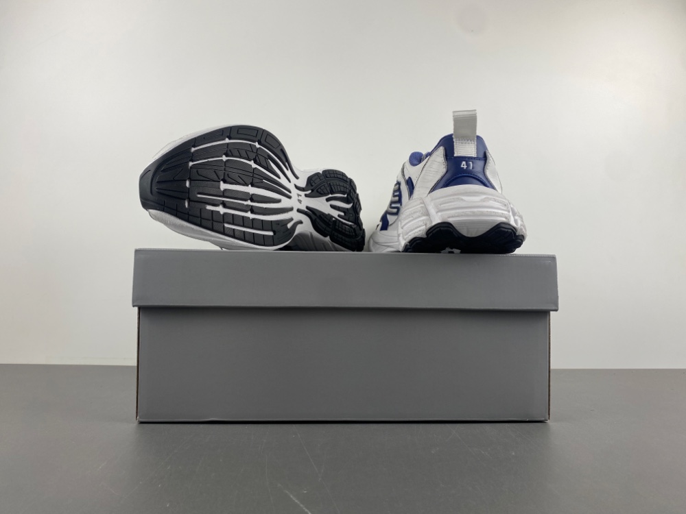 Balenciaga MONDAY 825418 WDWTS 4090