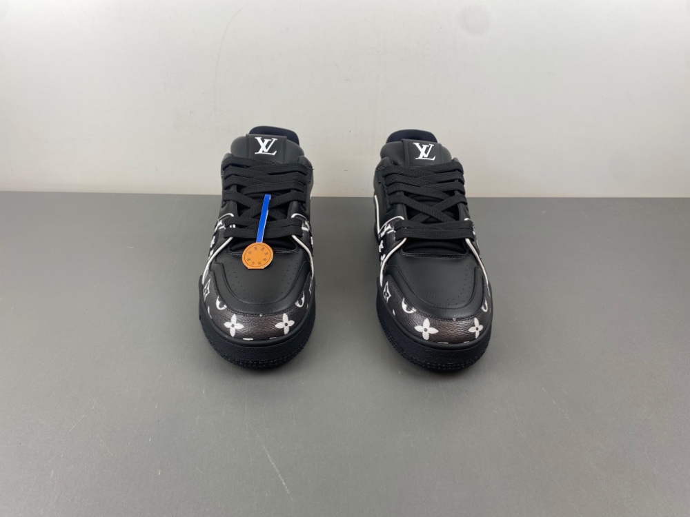 Louis Vuitton LV trainer all black white