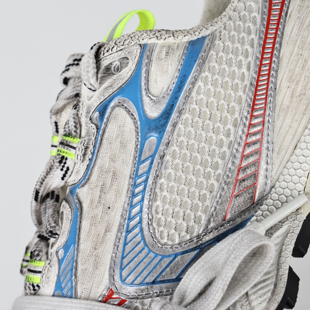 Balenciaga 3XL white pink blue shoes