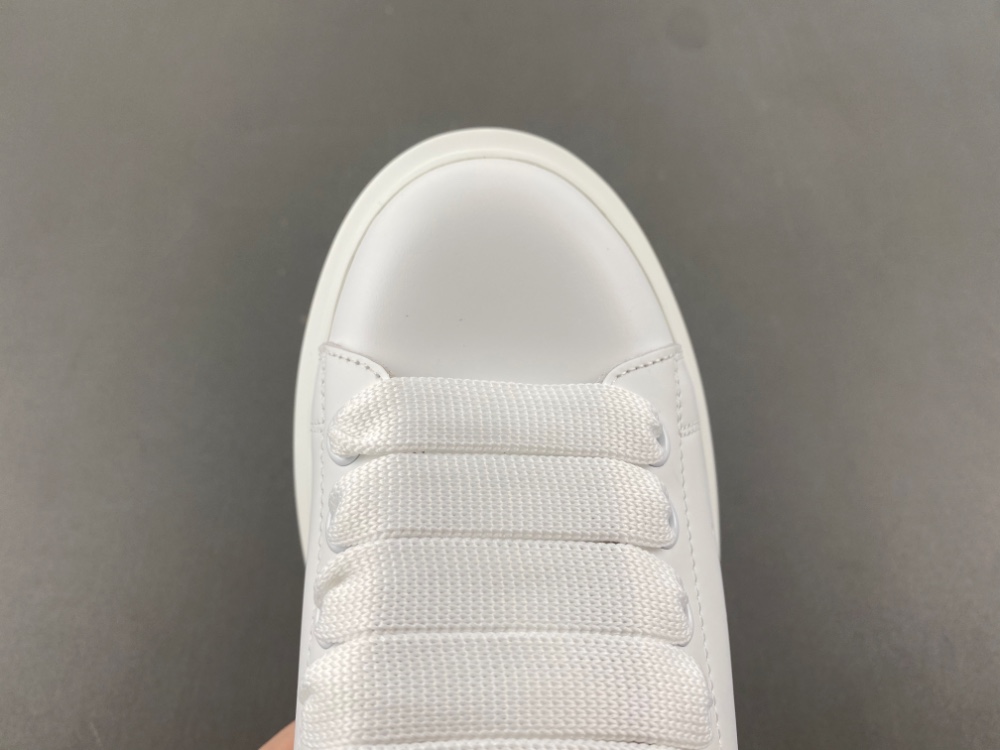 Alxndr McQN sneakers white green