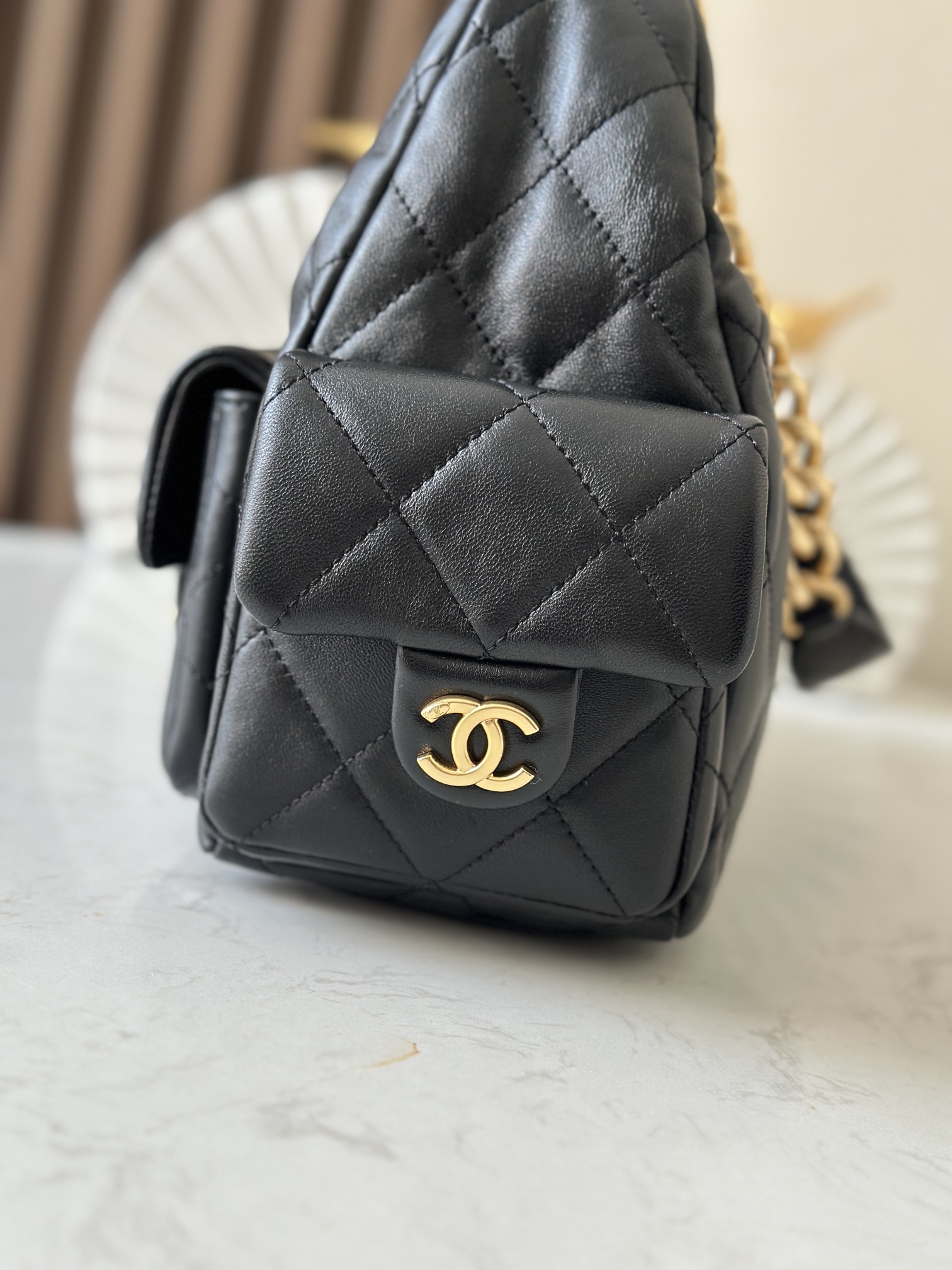 Channel black bag 92123246 27x35x18cm