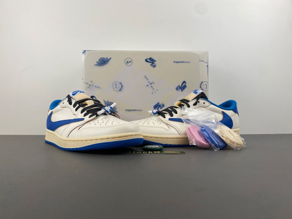 Air Jordan 1 Low OG Travis Scott Fragment DM7866-104