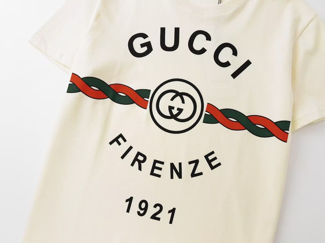 Gucci white t-shirt