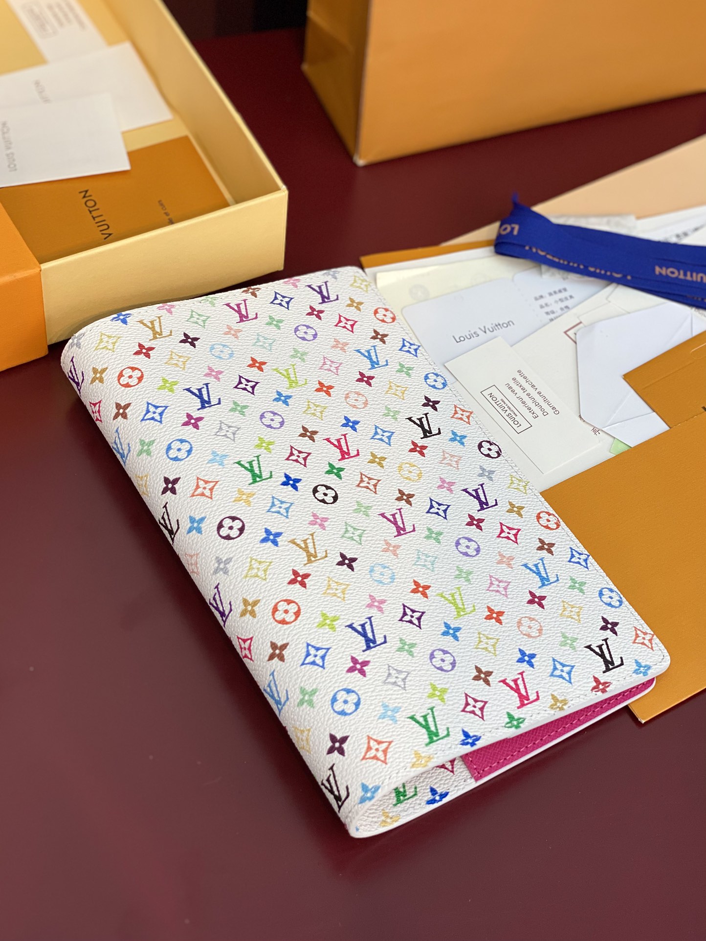 L0UlS VUlTT0N wallet GI1299