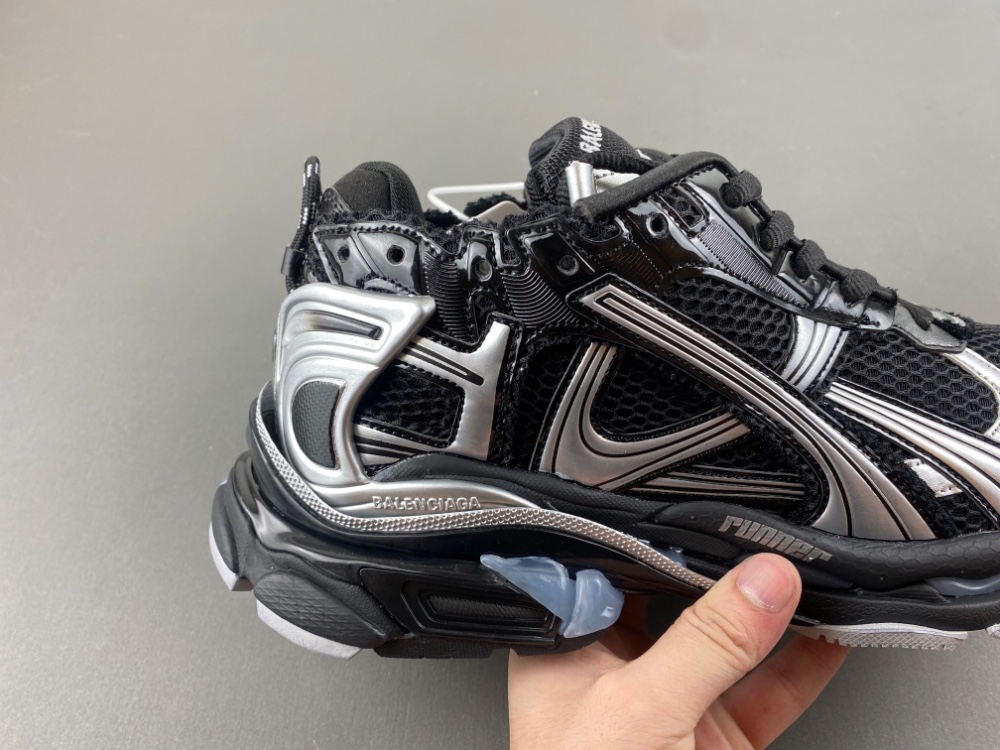 Balenciaga Runner Black Silver 772774 W3RNY 0322