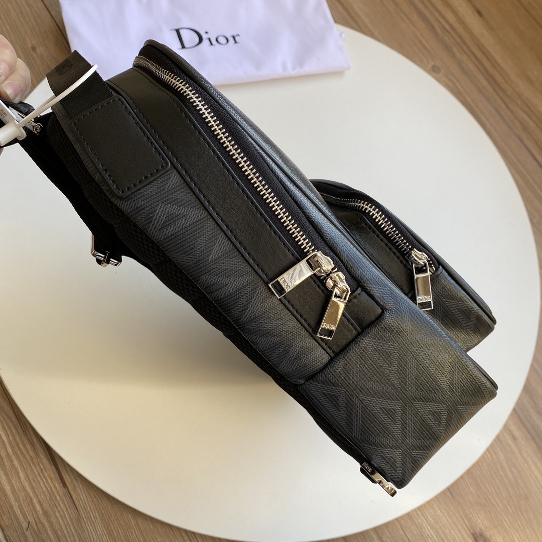 Dior Men Bags 35123116 (21×32×10cm)
