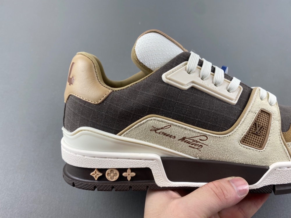 Louis Vuitton LV trainer Beige Coffee