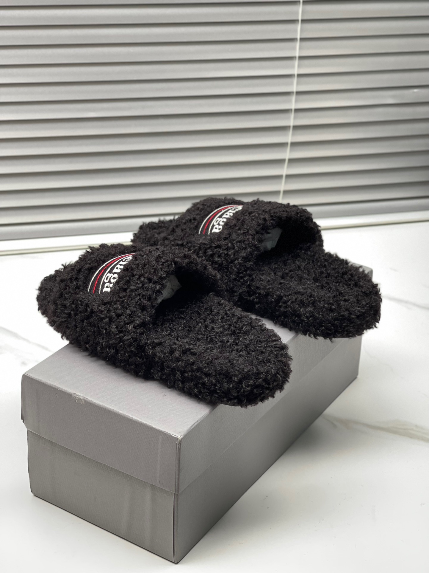 Balenciaga slides AZ17010153 D72