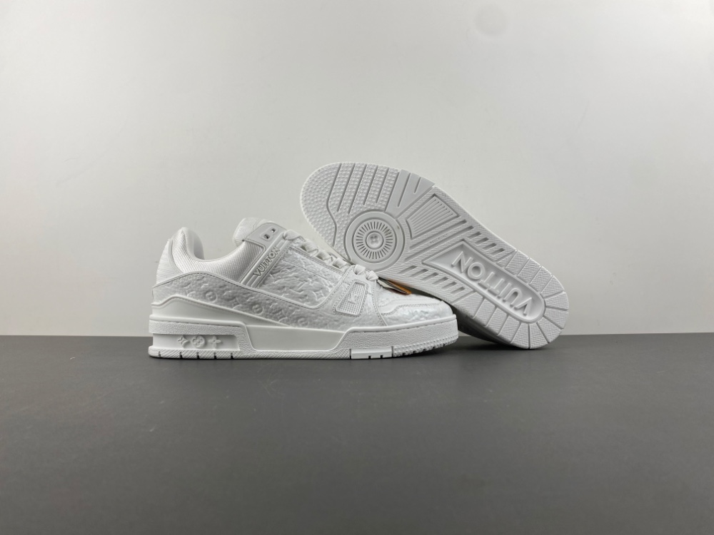 Louis Vuitton LV trainer white