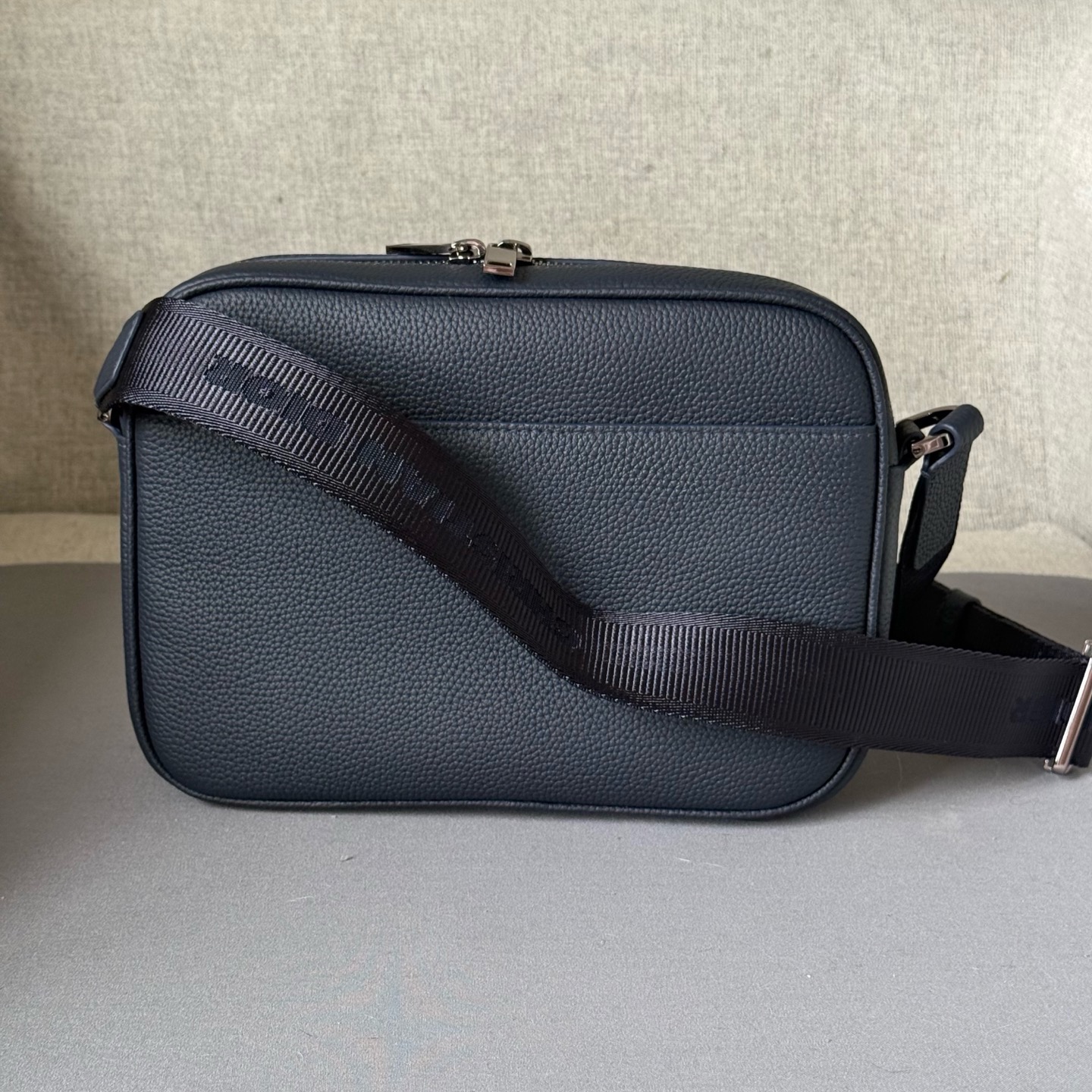 Dioor hylton nel bag