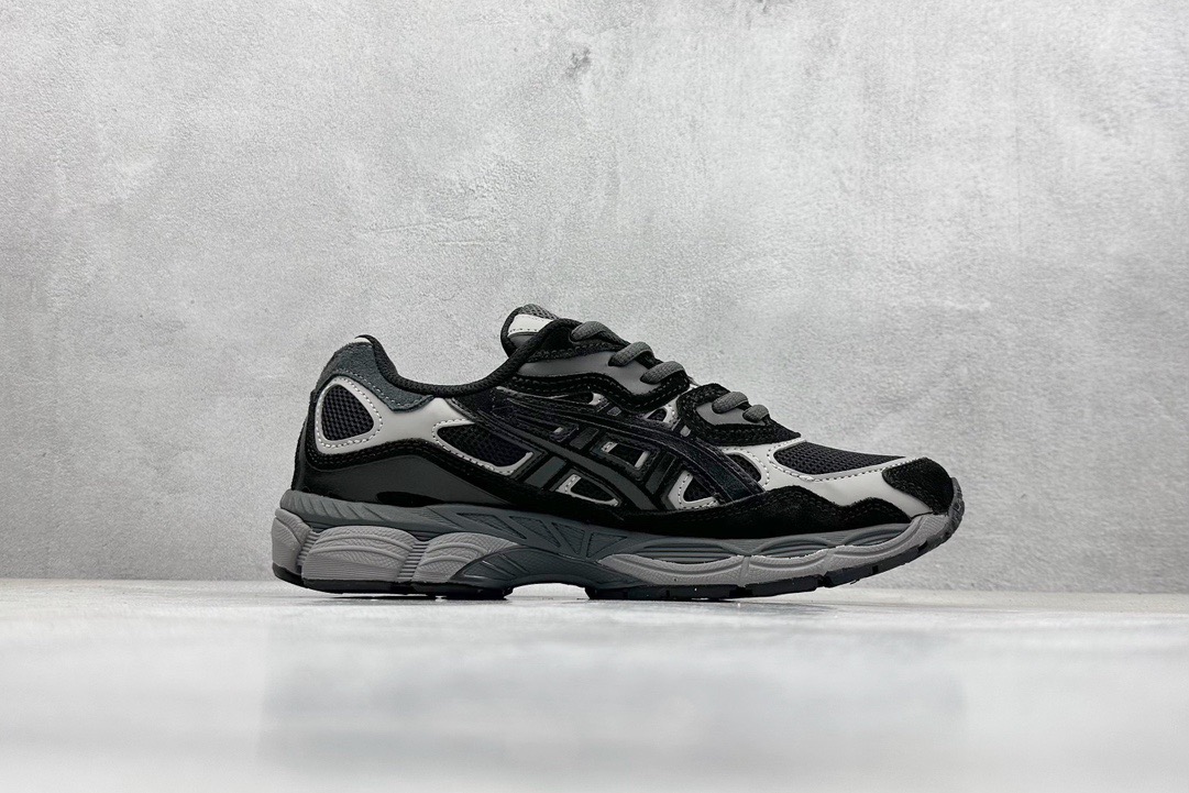 ASICS Gel-NYC black sneaker
