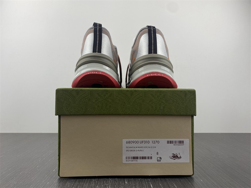 Gucci RUN sneakers 04