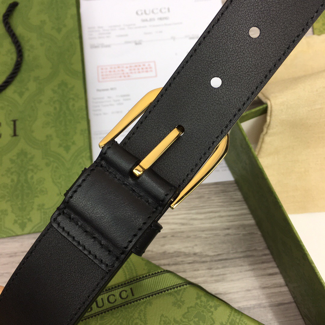 Gucci belt with square buckle and Interlocking G 673921