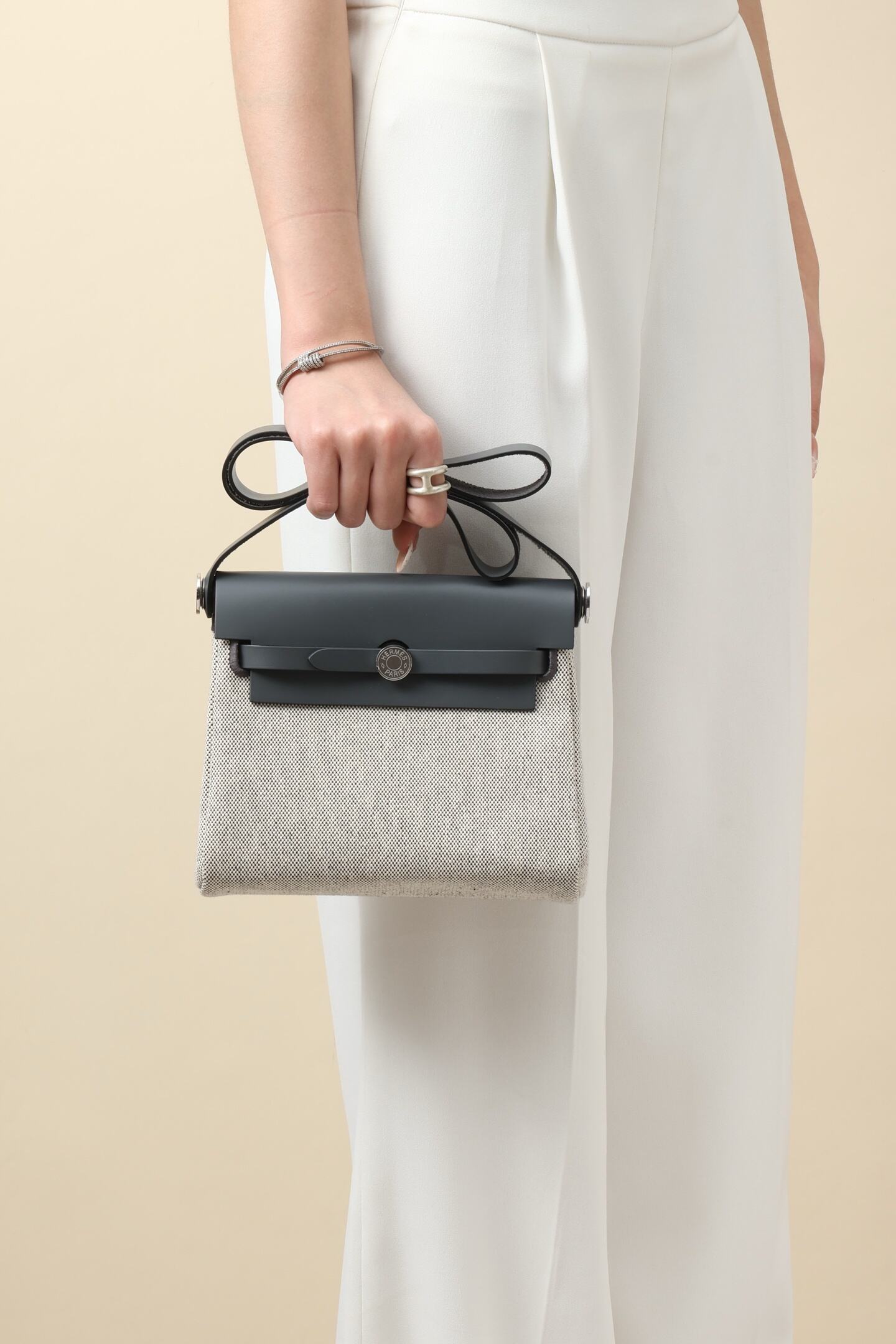 Hermes crossbody bag 20*17*7CM