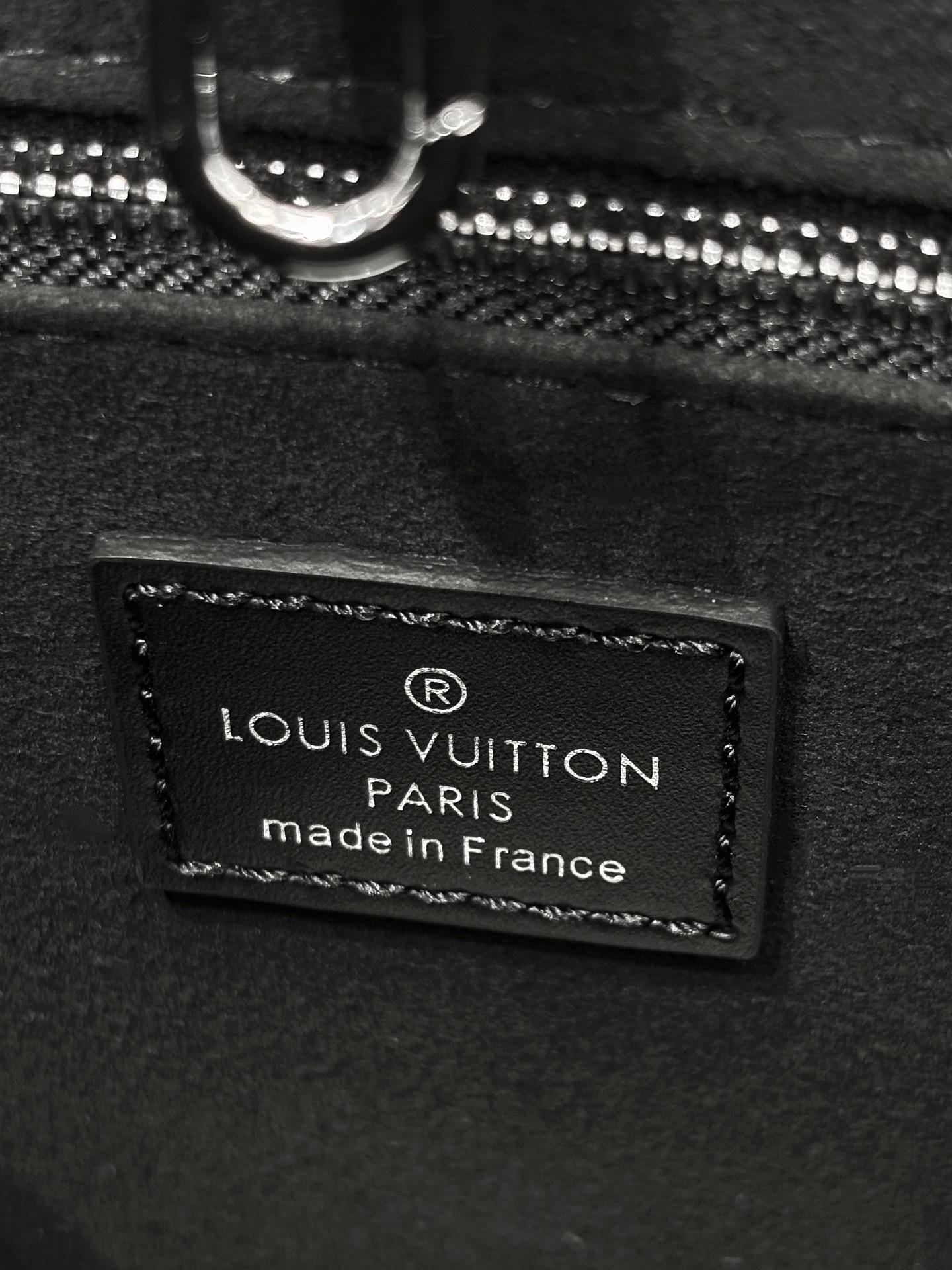 LV OnTheGo 25*19*11.5CM