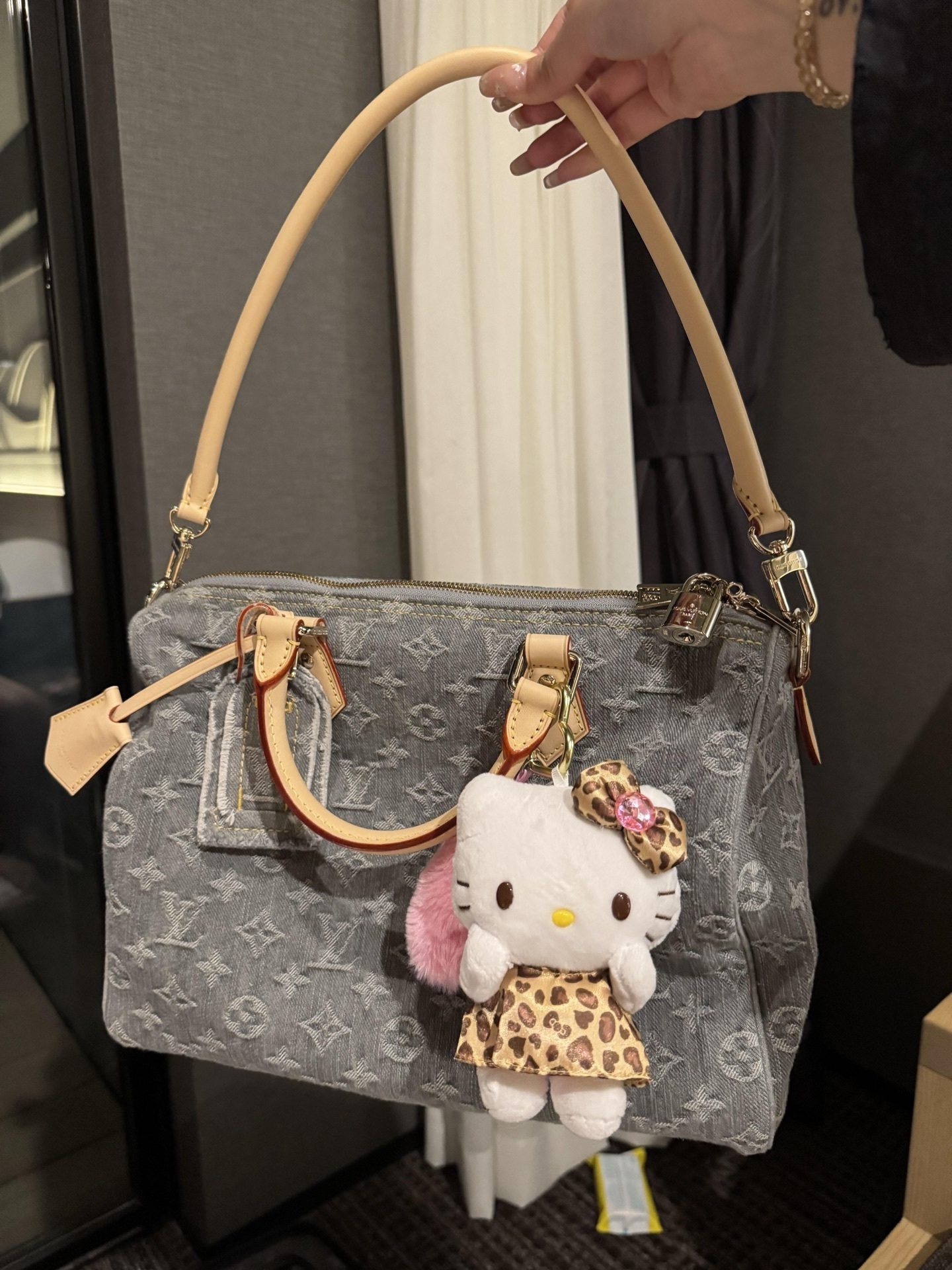 LV Crossbody bag