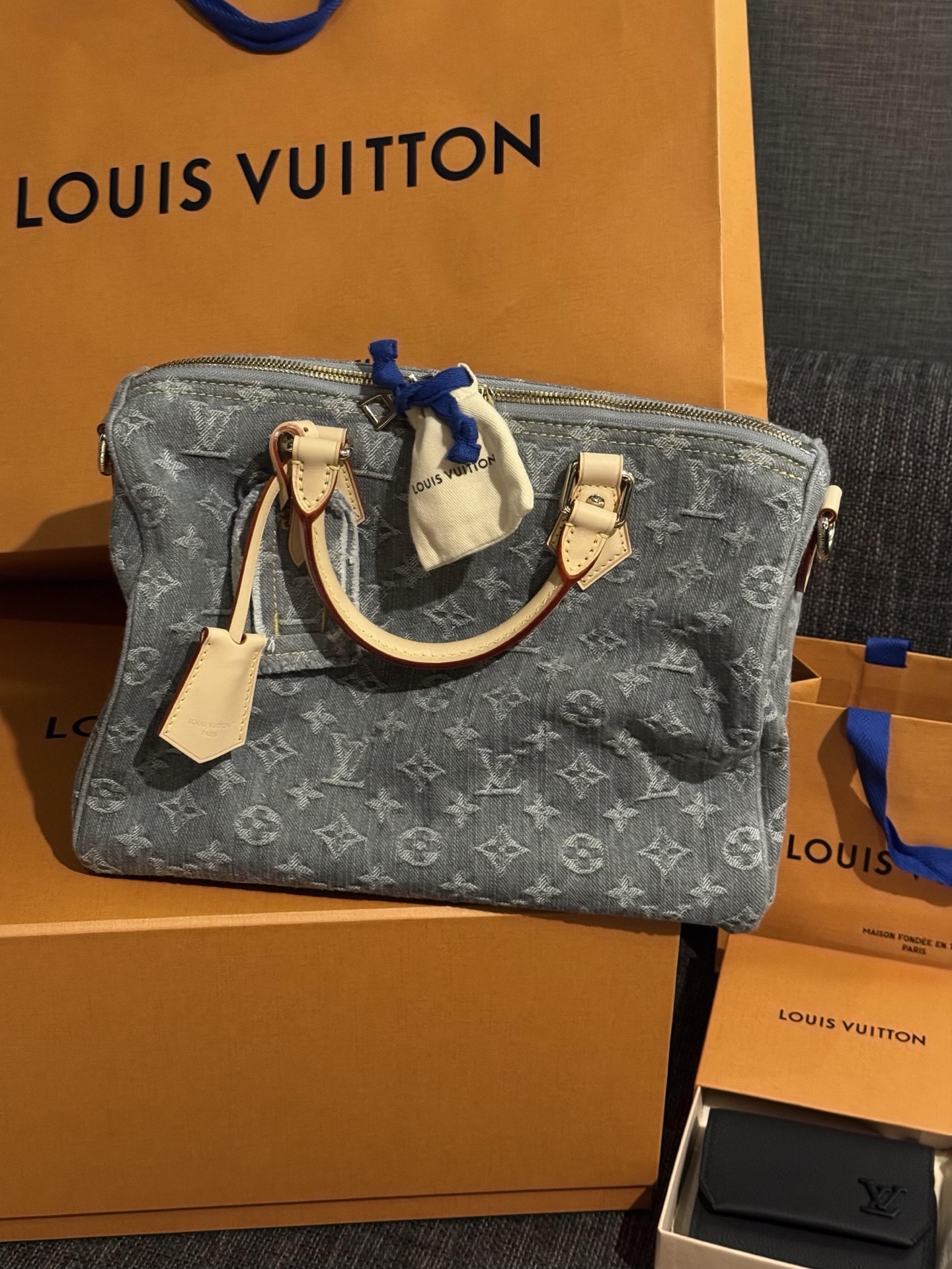 LV Crossbody bag