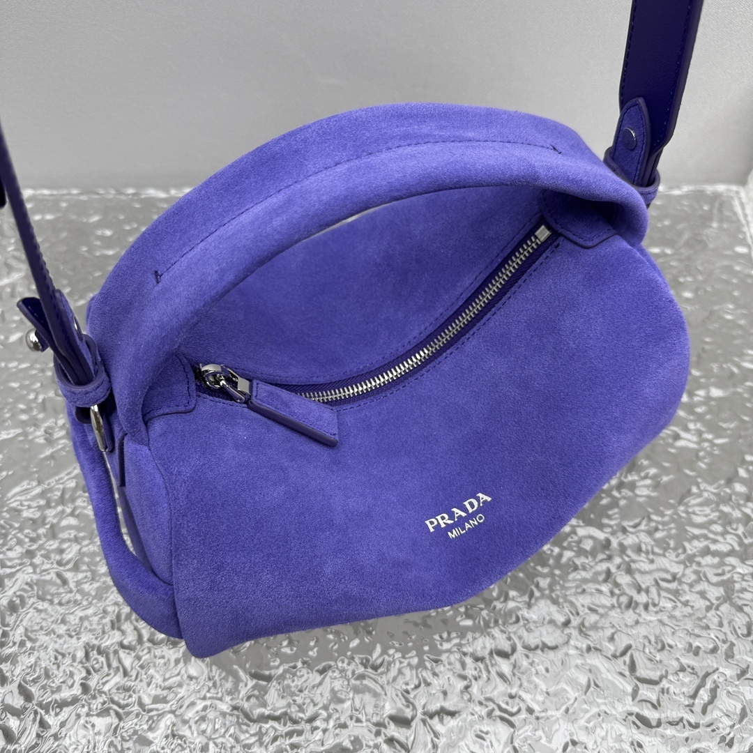 Prada crossbody bag 24*11*11CM