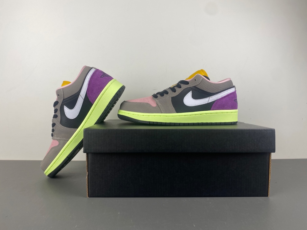 Air Jordan 1 Tokyo Bio Hack HQ2010-005