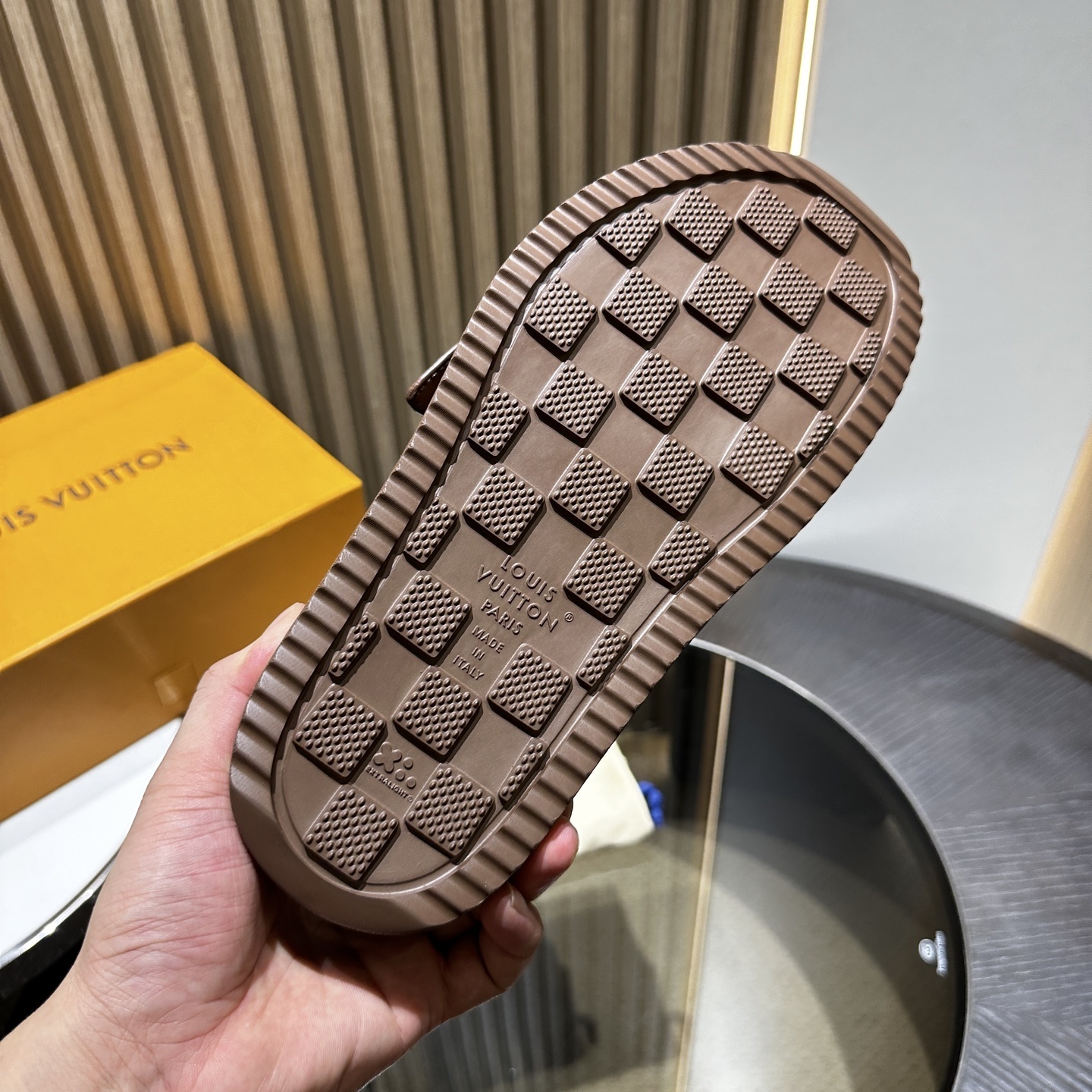 LV Easy sandals slides 01