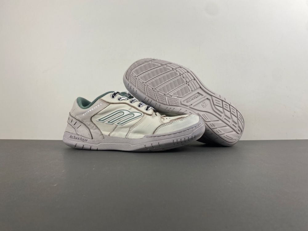 Balenciaga 18 Hamptons Worn-Out(247)841765 WCURS 9930