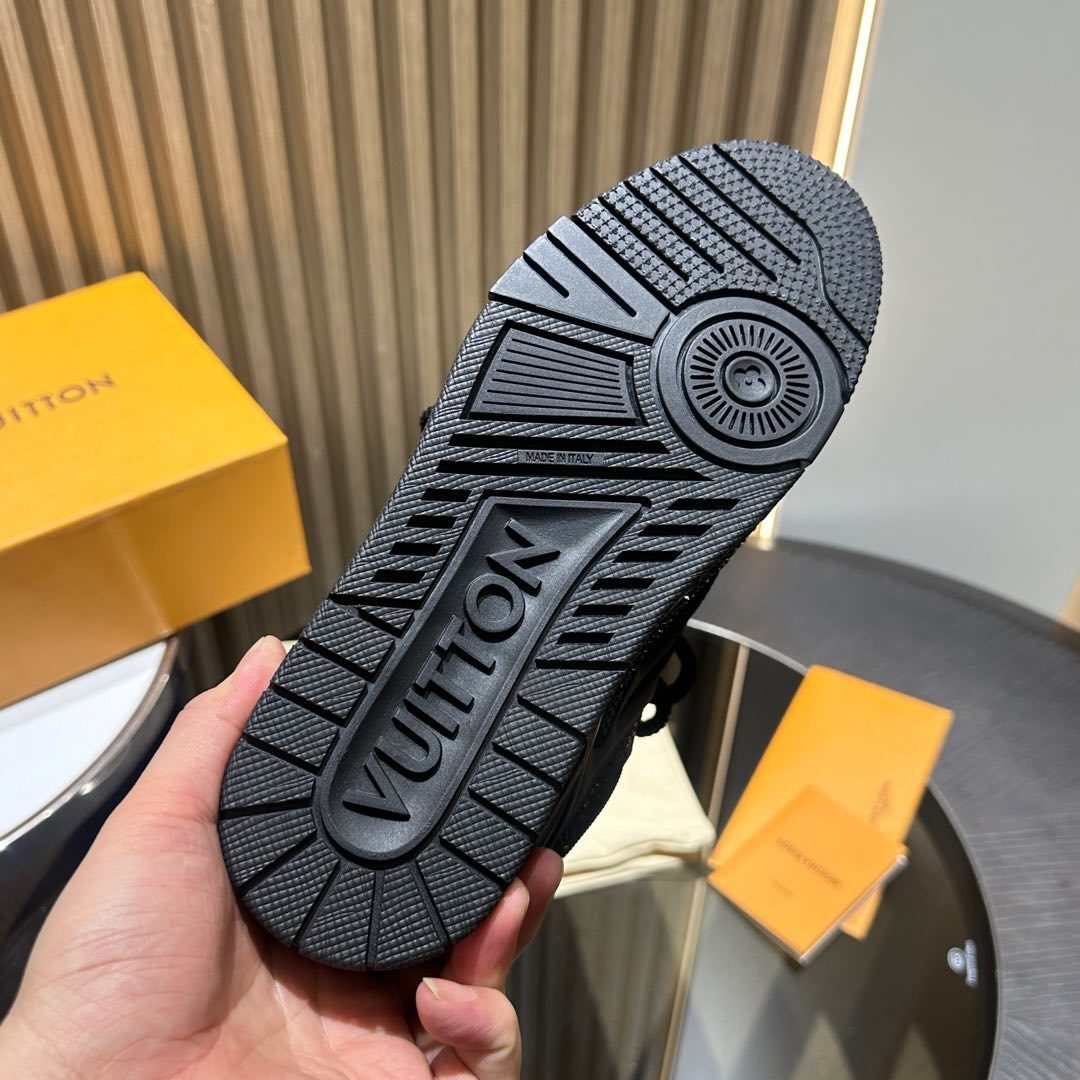 Louis Vuitton LV Skate sneaker 09