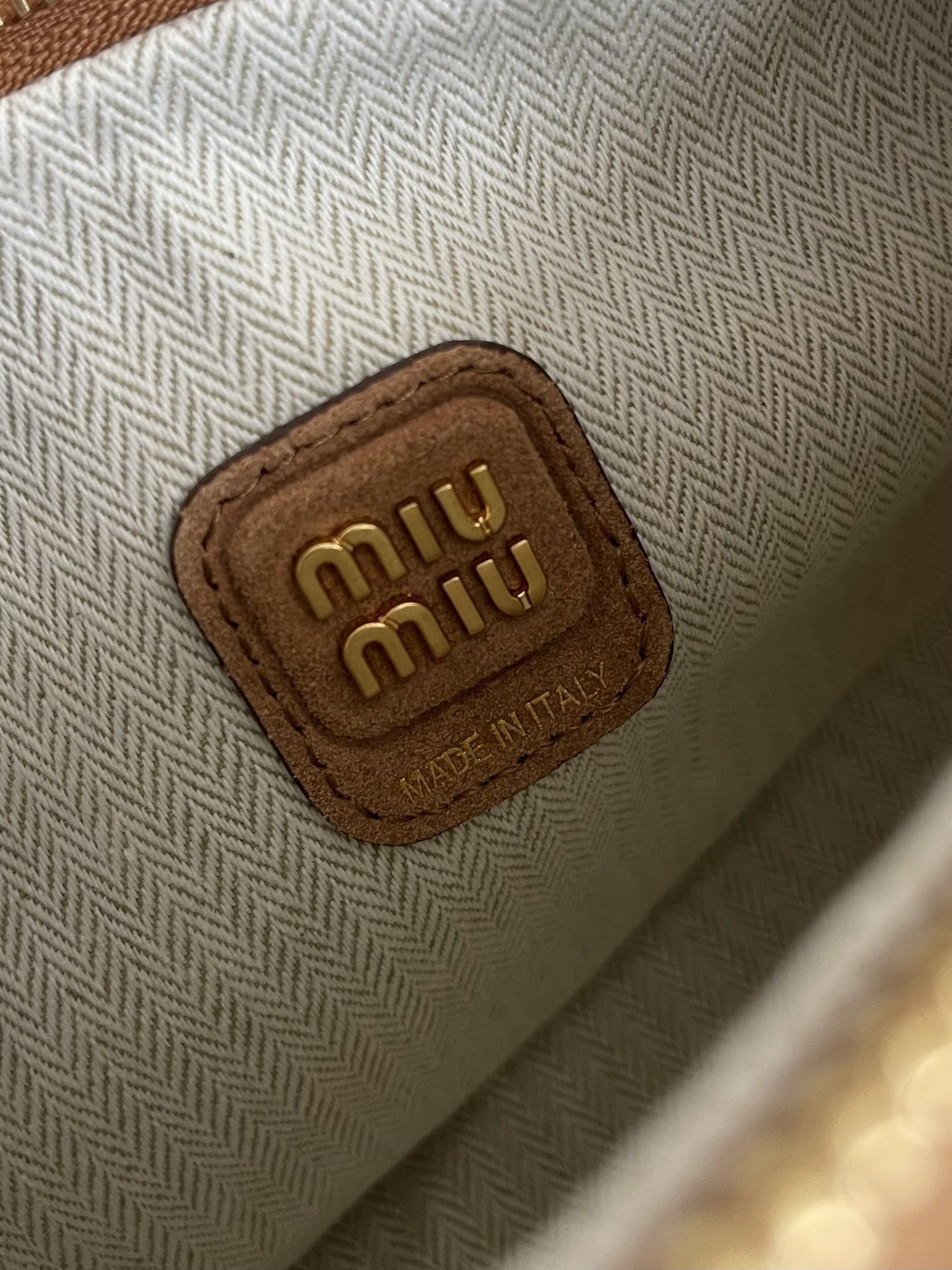 Miumiu toe bag 17*20*6CM