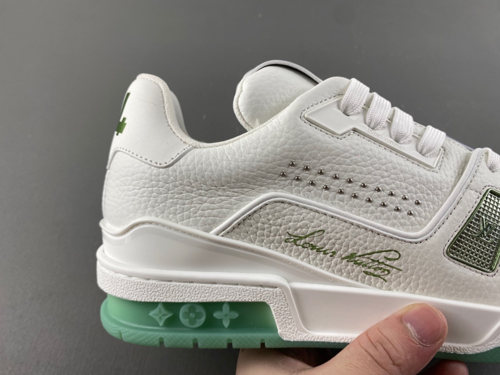 Louis Vuitton LV trainer sneaker 08