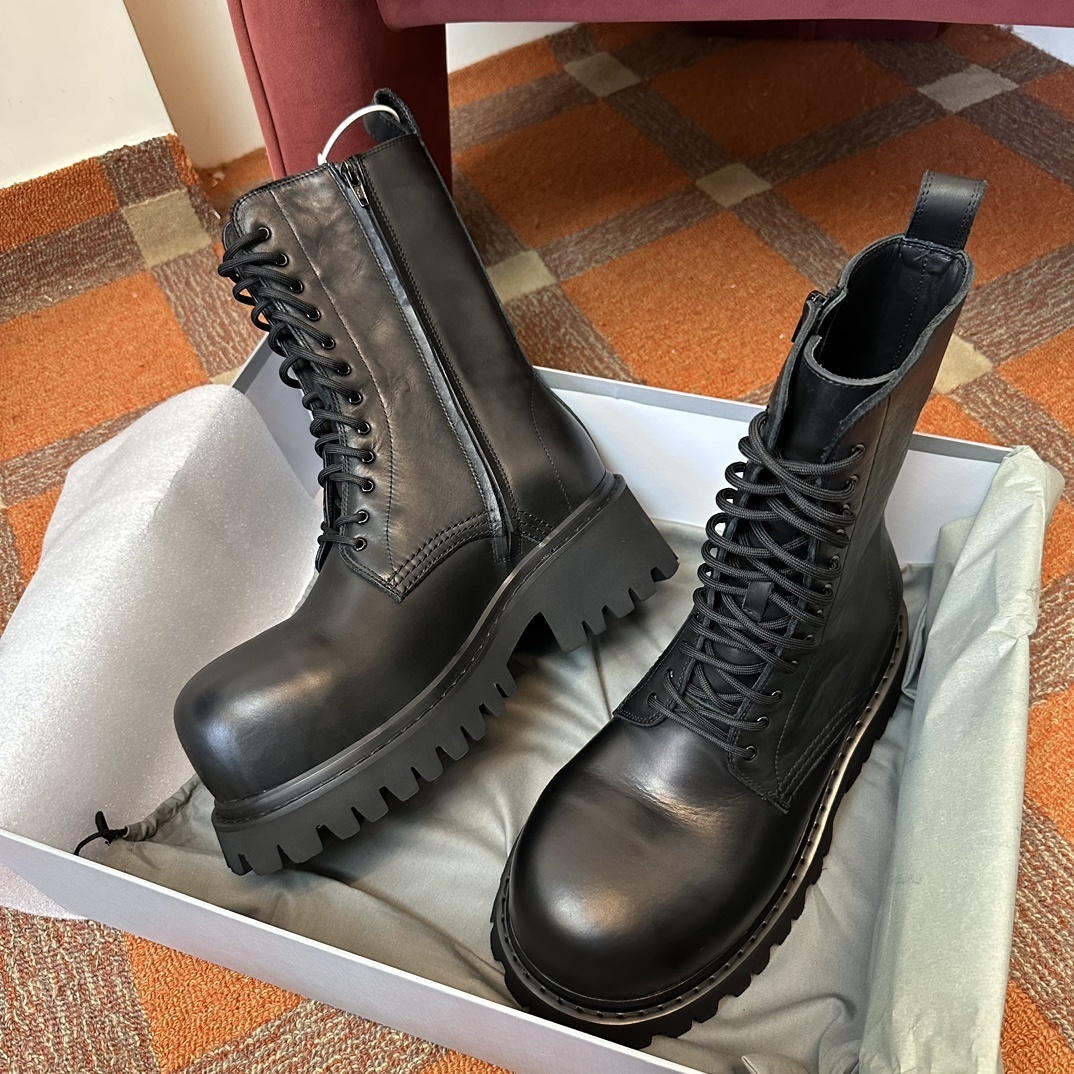 Balenciaga black boots 08