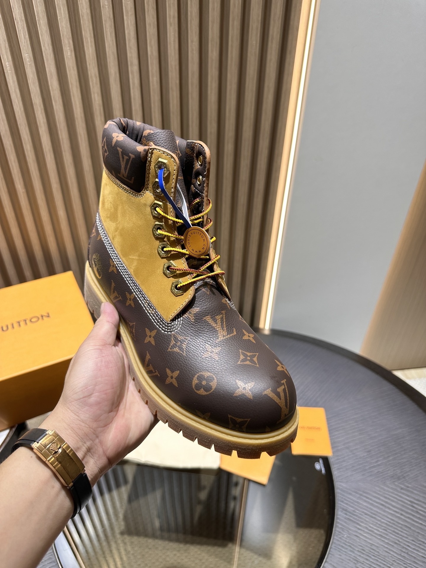 LV boots 18