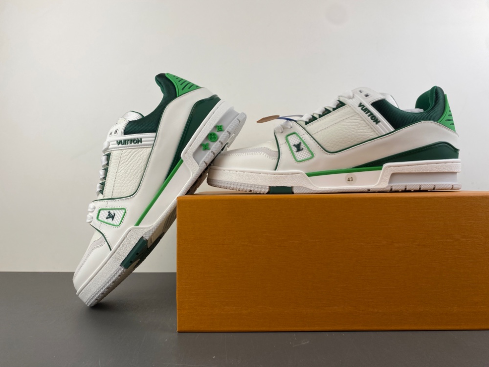 Louis Vuitton LV trainer sneaker 11